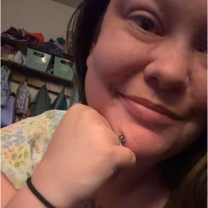 Meet your Posher, Lexie